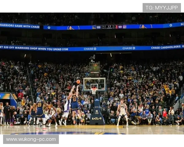 克莱·汤普森三分效率提升显著 拉开防守创造持续得分空间