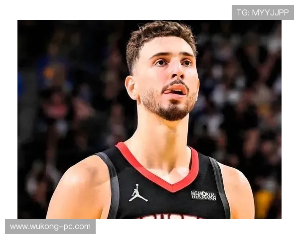 申京篮下高效进攻对比恩比德展现内线多样冲击力