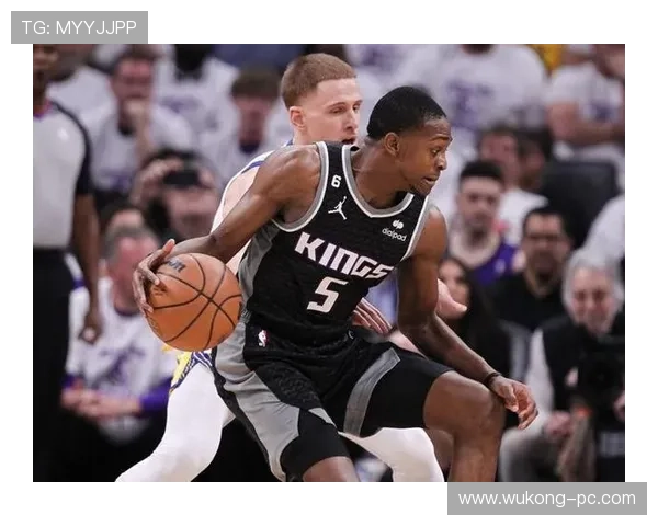 斯科蒂·巴恩斯无球跑动提升得分爆发 超越队友关键时刻表现