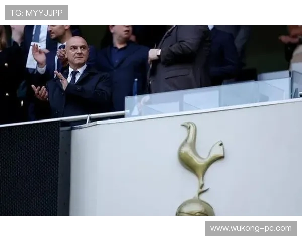 热刺“撕裂危机”：战术混乱+管理层摇摆，豪门定位被严重动摇？